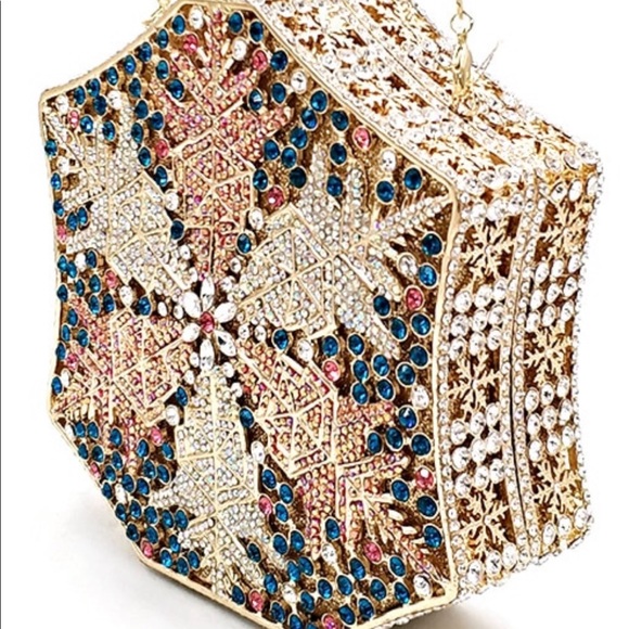 Snowflake Purse - Picture 3 of 7